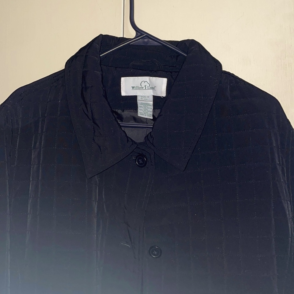 Women 1x black coat